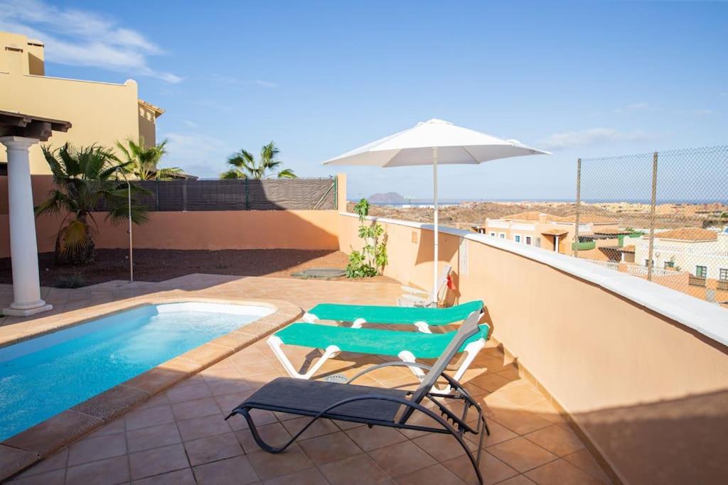 Con Espectaculares Vistas Y Piscina Privada * Corralejo
